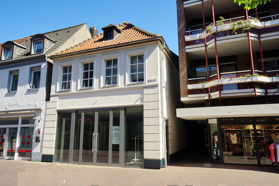 Geldern: Wohn-/Geschäftshaus