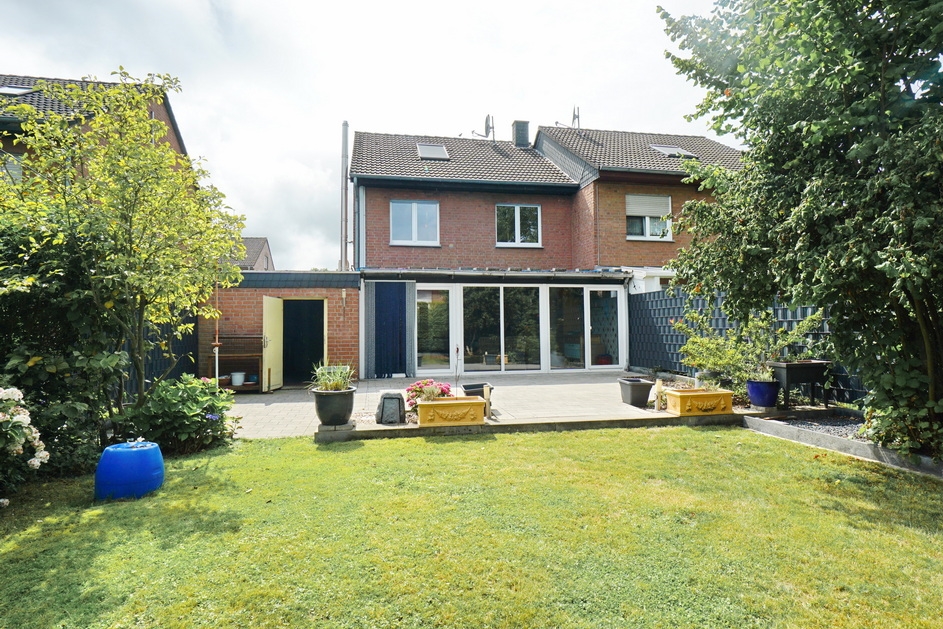 Xanten: DHH mit Wintergarten