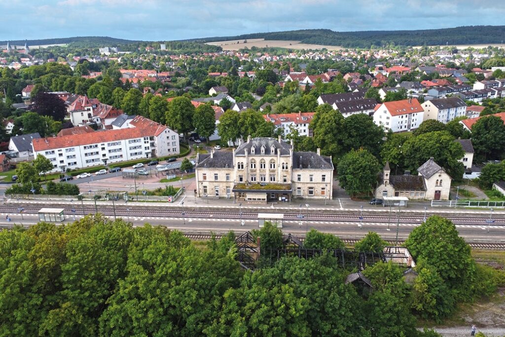 Luftbild - Bahnseite