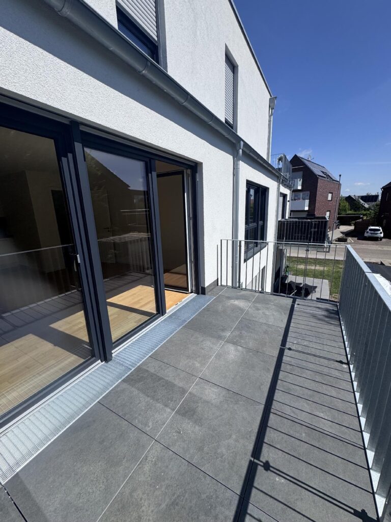 Großzügiger Sonnenbalkon