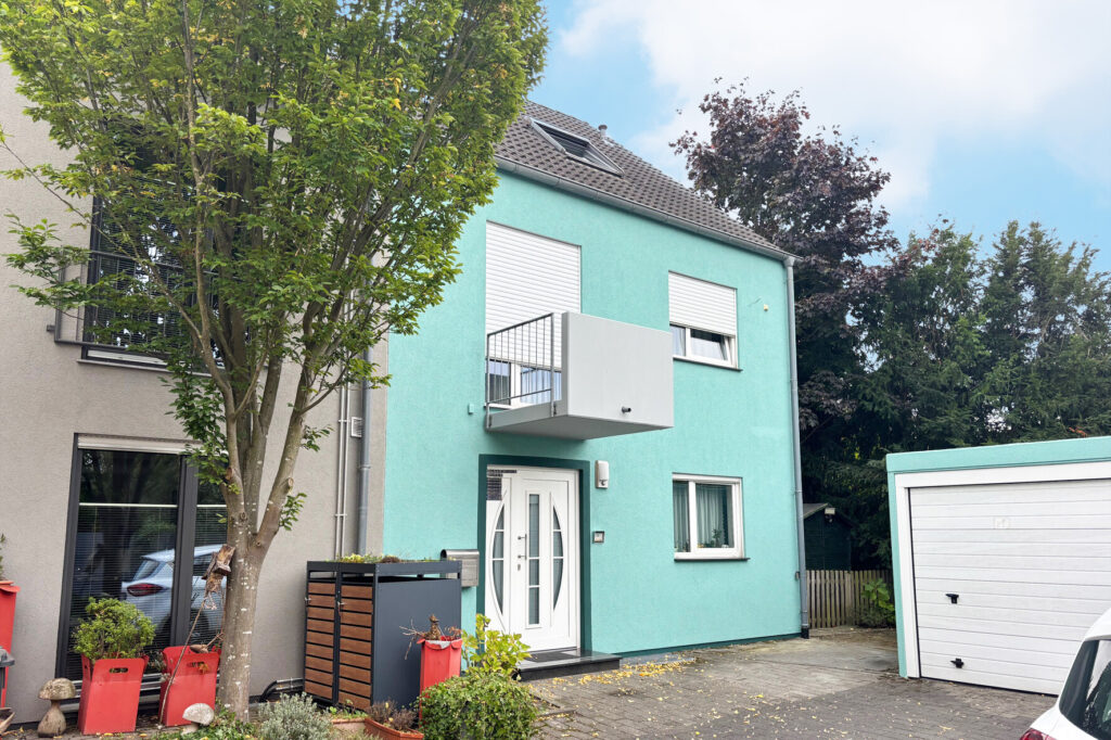 Straßenansicht