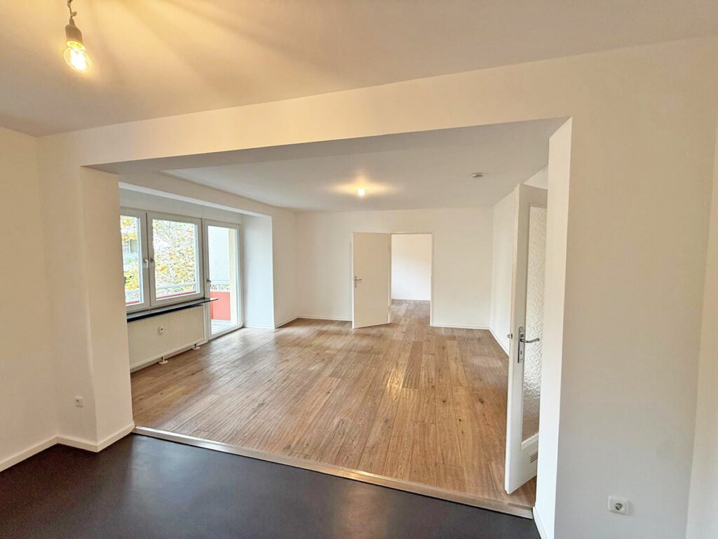 Blick ins Wohn-Esszimmer