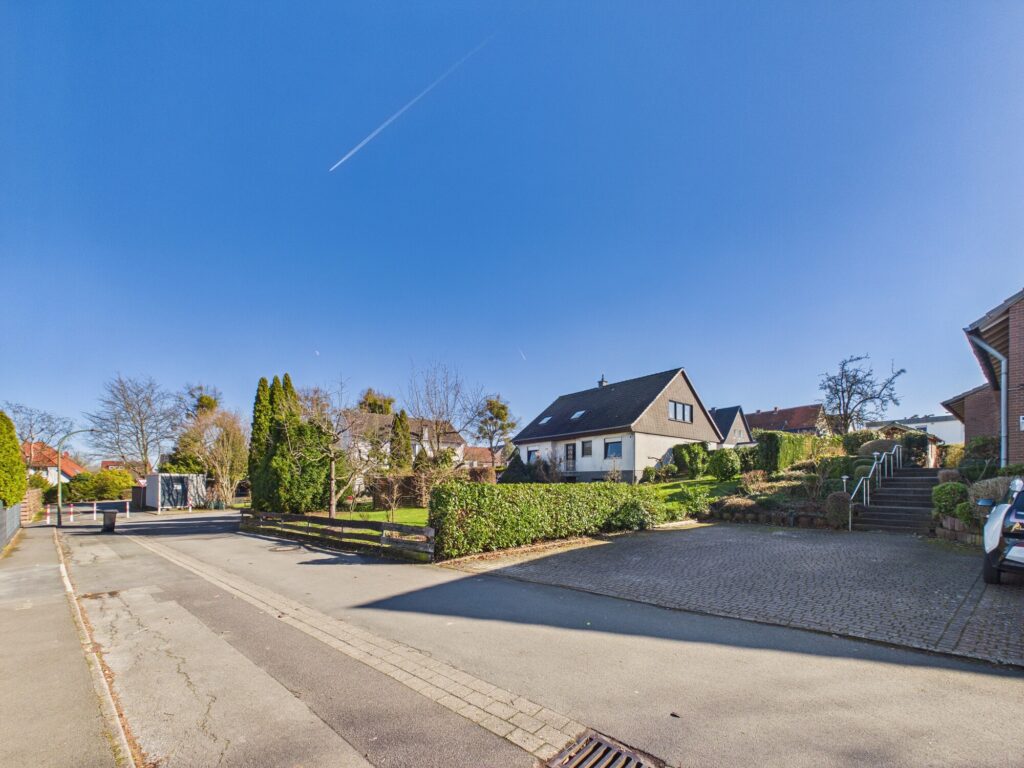 Das große Grundstück