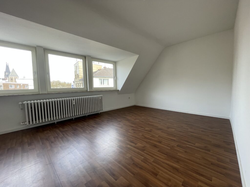 Schlafzimmer 1 mit Domblick