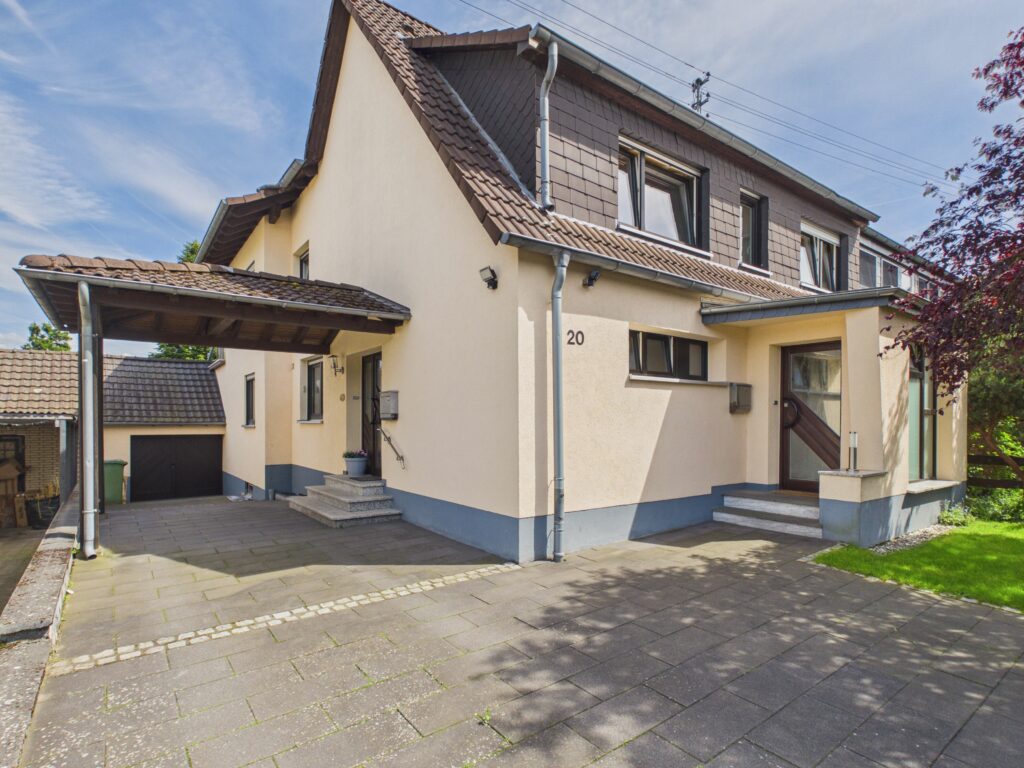 Haupthaus: