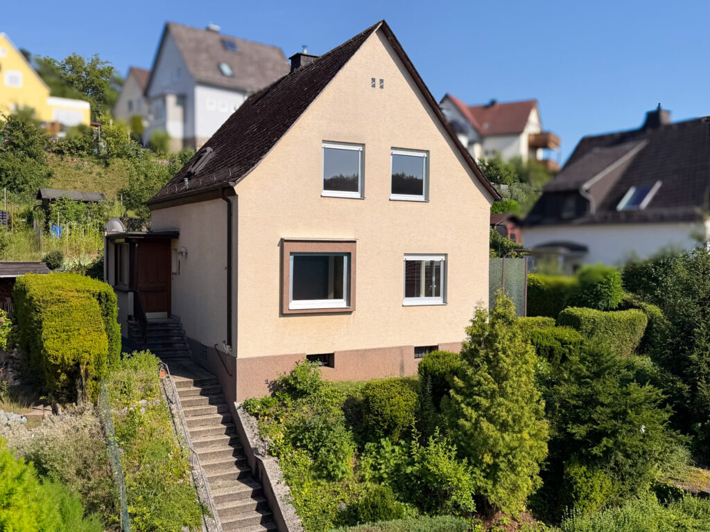 Straßenansicht