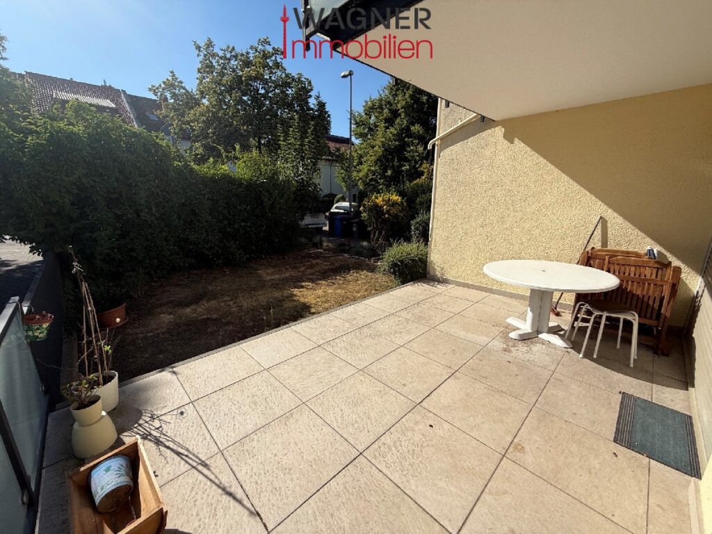 Terrasse und Garten