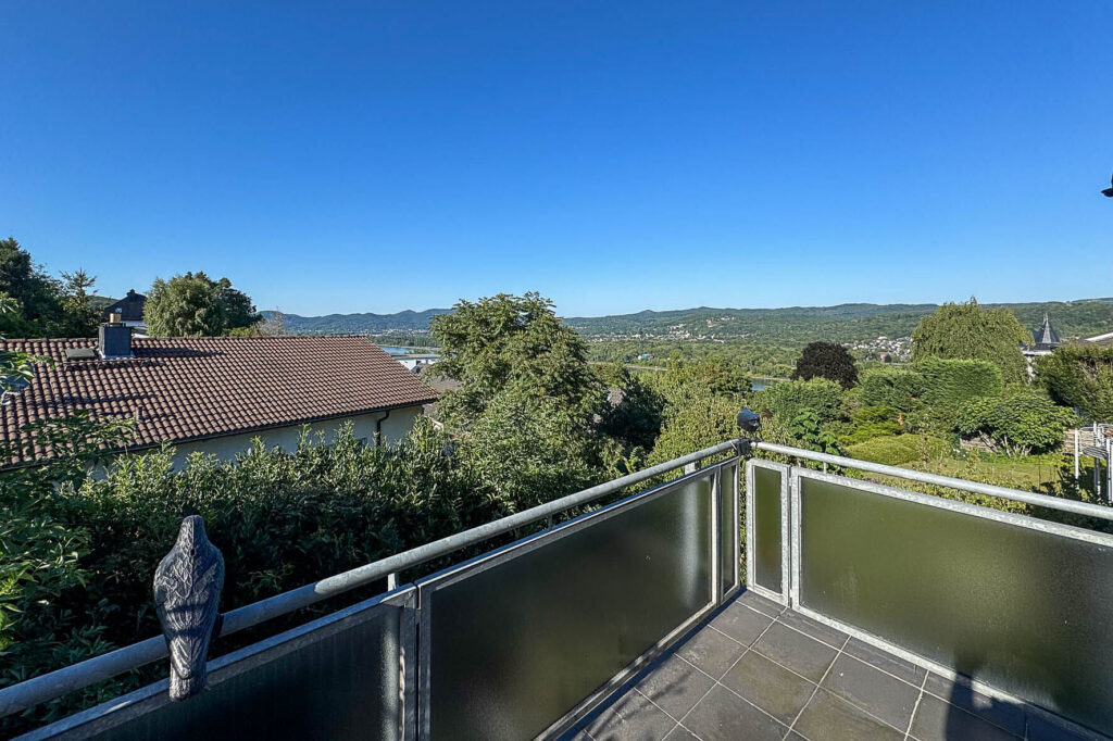 Terrasse obere Wohnung