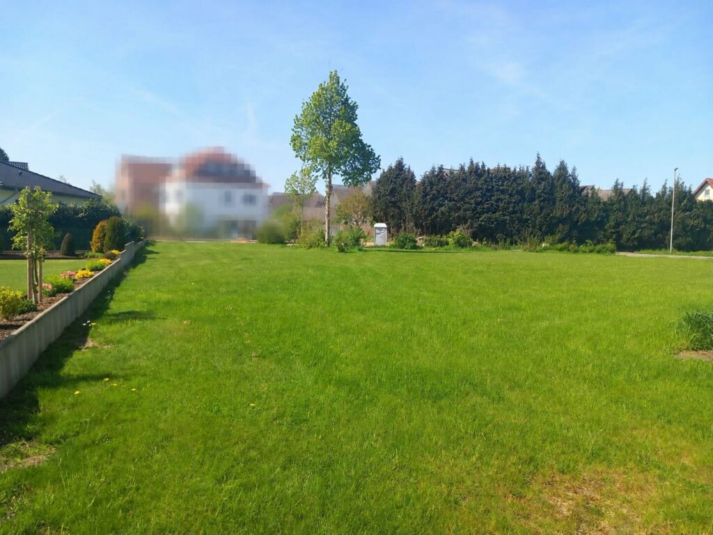 Grundstück
