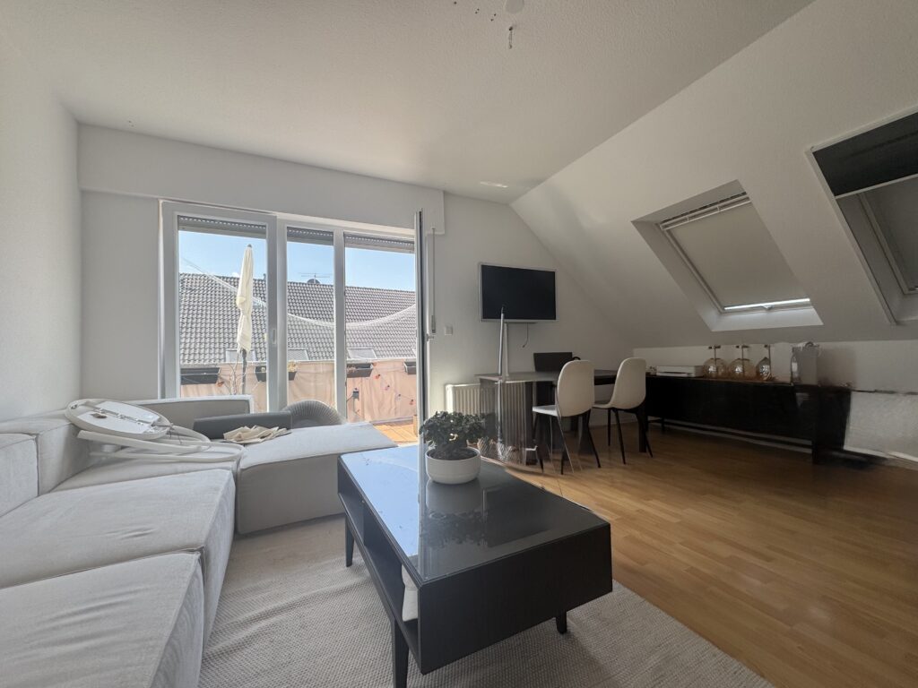 Wohn-/Esszimmer