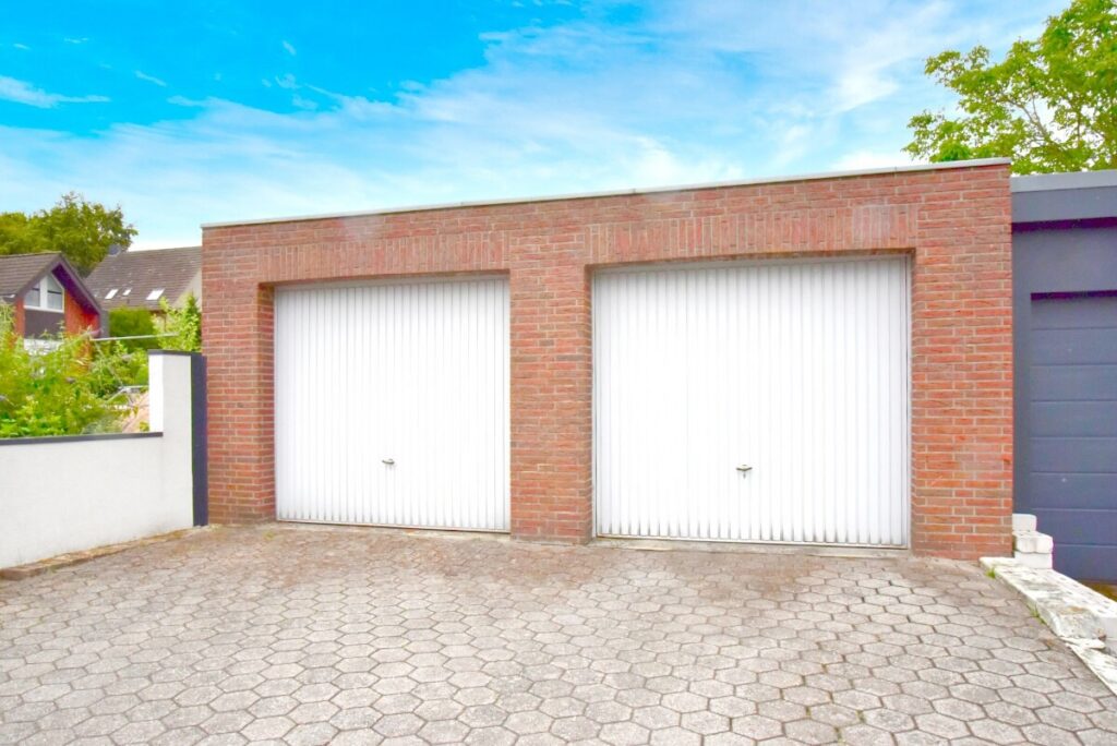 Doppel-Garage